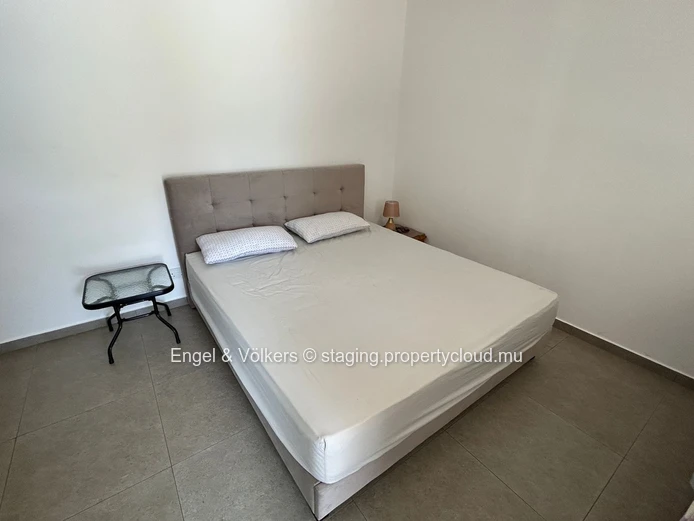 Charming 3-Bedroom House for Rent in Calodyne – Private Pool, Office Space & Close to the Sea