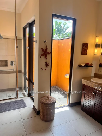 Luxury villa for sale in Tamarina Golf Estate – Exceptional property in Mauritius
