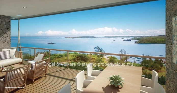 Ground-floor apartment with a superb sea view.