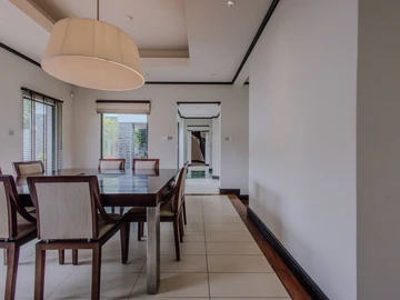 4 Bedroom Villa