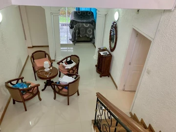 Maison de 6 Chambres