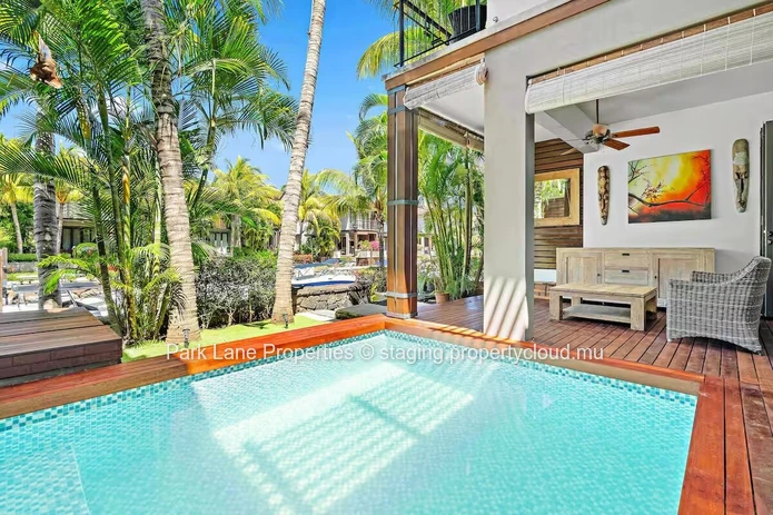 Luxury IRS duplex in Marina!