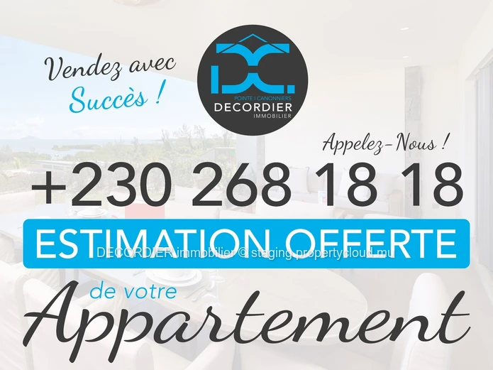 Penthouse with sea view in Pereybere