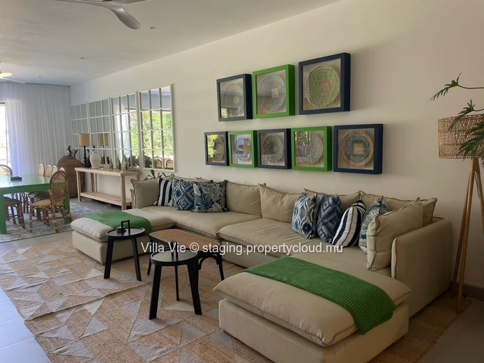 Péreybère - Sublime 3 bedroom ground floor, beachfront apartment with swimming pool (Sole Mandate)