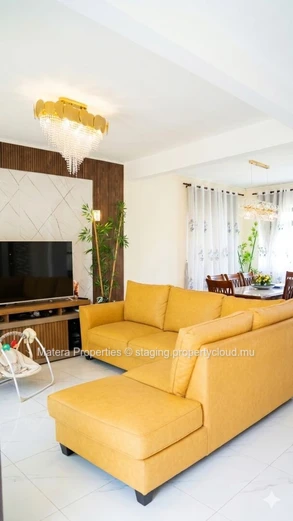Spacious 4-bedroom house in L'Avenir on a 337 m² lot