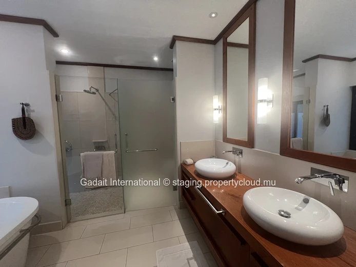 Villa de prestige Solaia à Anahita – Vue mer, golf & prestations haut de gamme