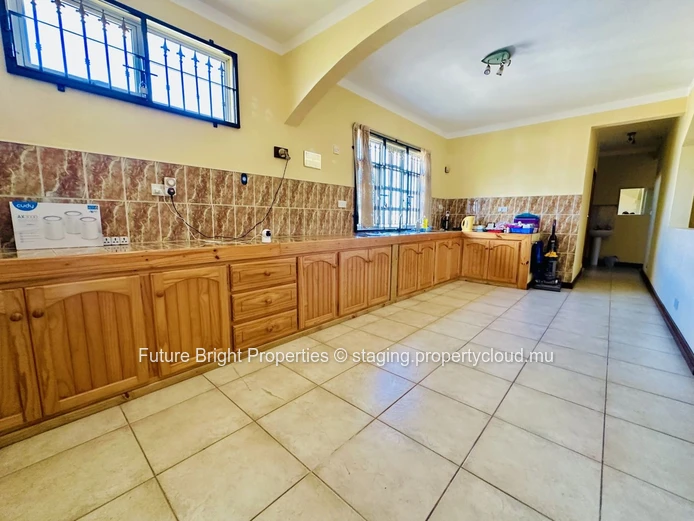 Prime Roadside Property in Moka – Ideal for Residential Living & Commercial Investment