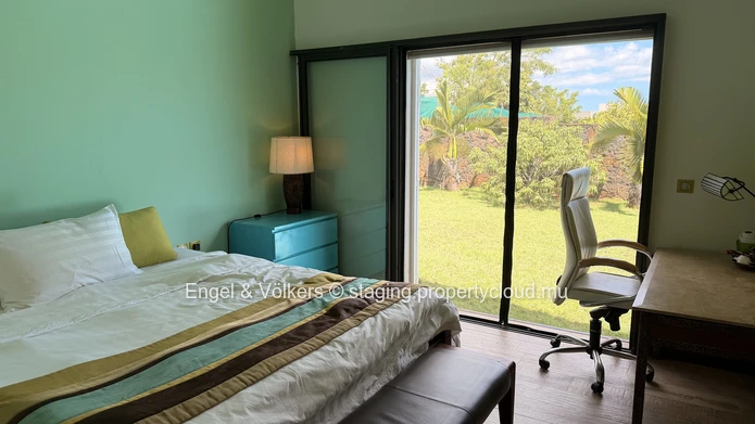 Elegant Villa with Private Pool in Balaclava