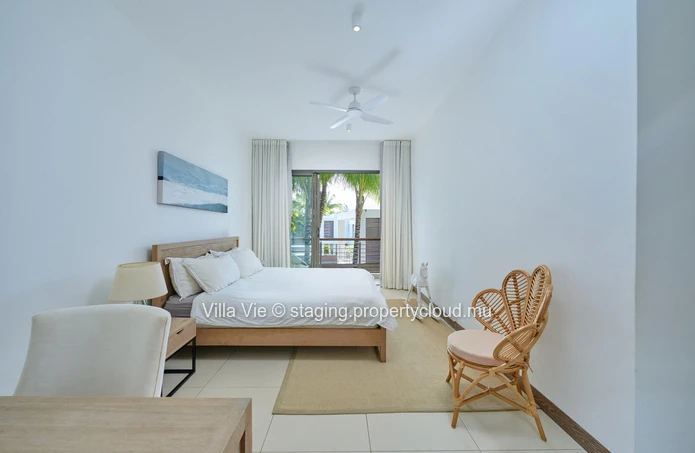 Grand Baie - Townhouse de 3 chambres en suites, accès mer, piscine