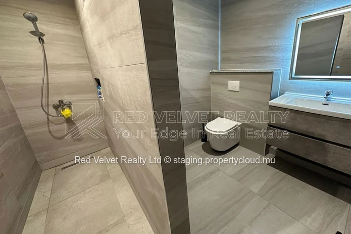 Gorgeous Fully Furnished 3 Bedroom Apartment 
