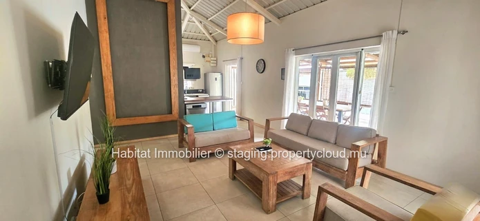 Charmante maison meublée et équipée de 200 m², sur un terrain de 168 toises, idéalement située à Tamarin
