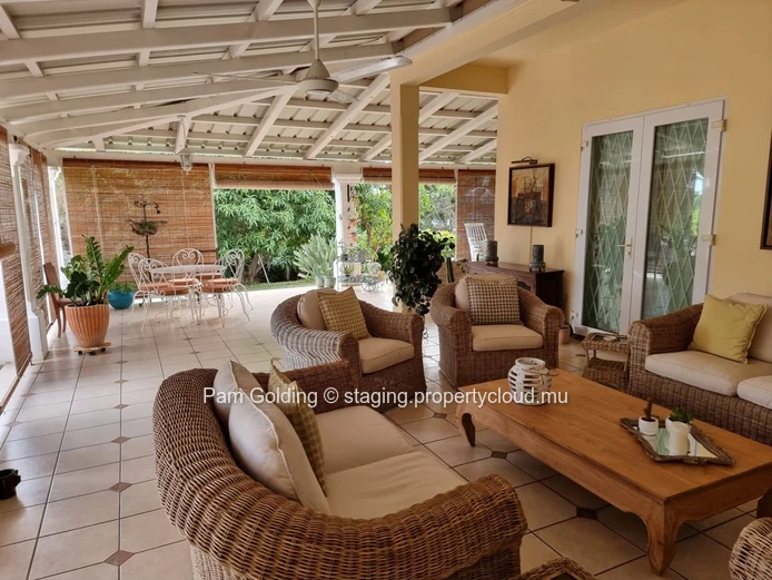 Charming 4-bedroom house nestled in the picturesque village of Tamarin