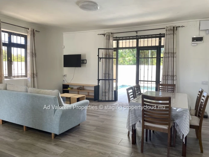 Modern House with Private Pool for rent – Belle Mare