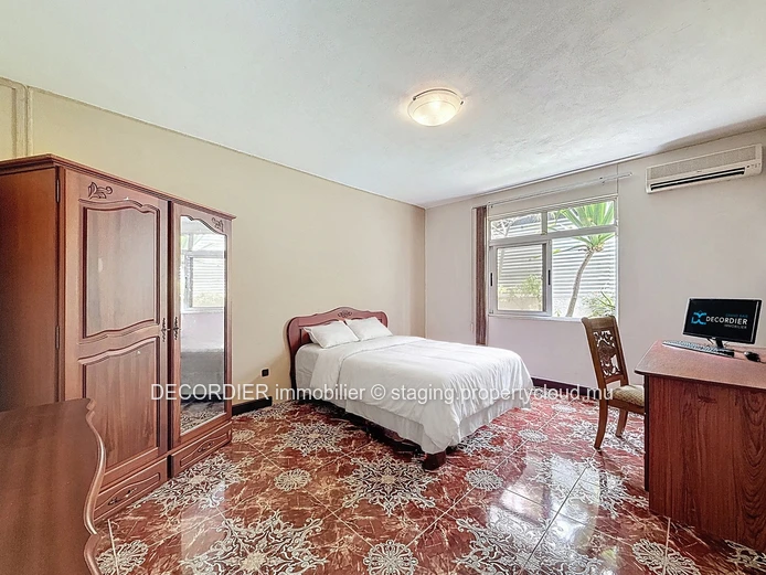 Furnished Contemporary House – Stanley Rose Hill