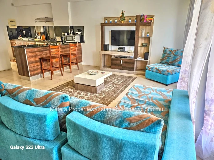 Stunning 110m² Apartment in Flic en Flac with Common Pool & Secure Parking - Fully Furnished & Close to the beach.