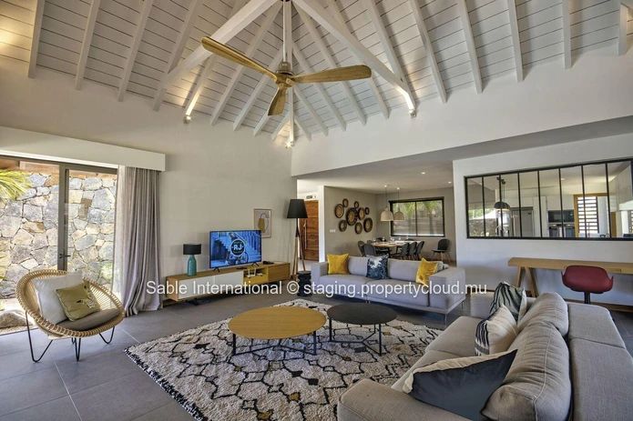 Luxurious Villa PDS in Grand Gaube with Private Pool & Stunning Views! 354m², Fully Furnished, Close to Amenities
