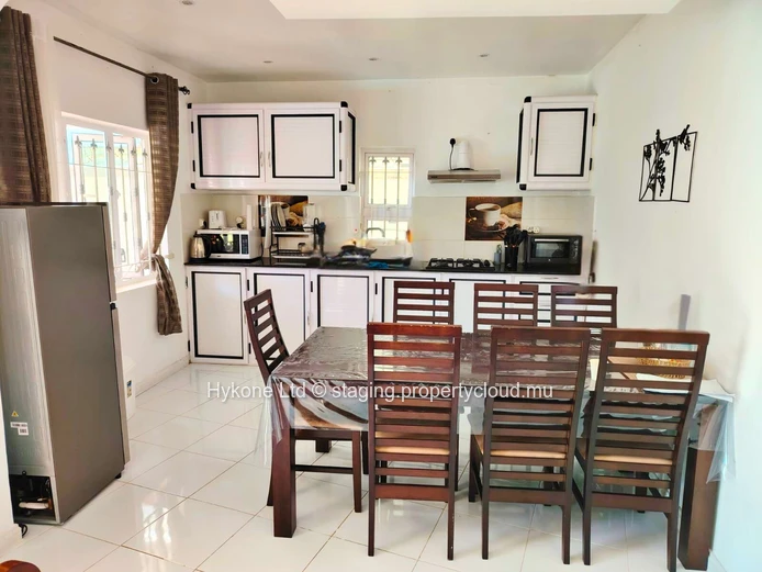 Villa For Rent In Pereybere