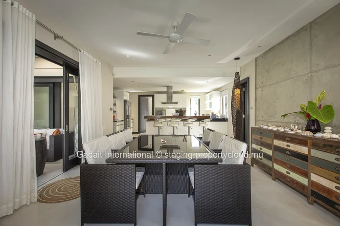Contemporary villa with pool and tropical garden for sale | Anahita Golf & Spa Resort Beau Champ