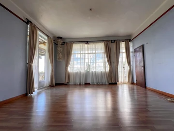 Maison de 6 Chambres