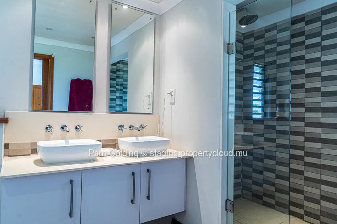 Luxury 5-Bedroom Villa in Matala Lifestyle Estate, Tamarin – A Unique Opportunity in Mauritius
