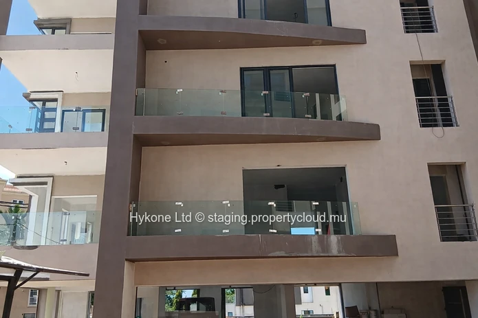 New Apartment For Sale In Quatre Bornes (R+2)