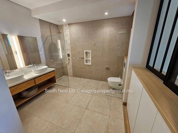 Brand new apartment with 4 bedrooms