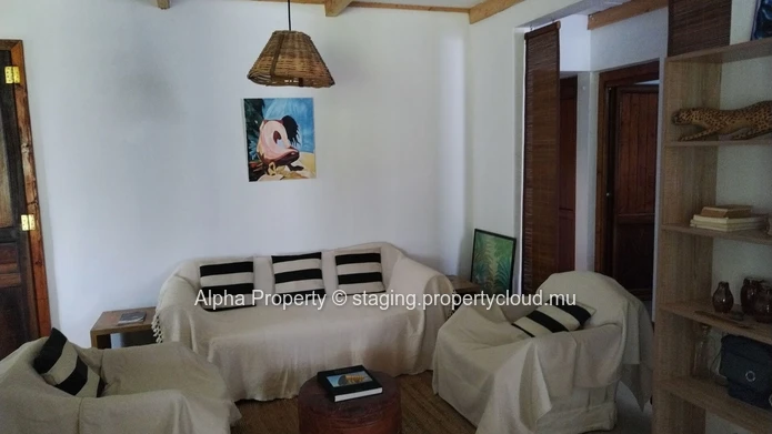 For sale stunning Rustic Home in Verdun, Moka district – 254 m² on a plot of 888 m² 