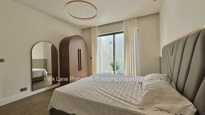 Elegant 3-Bedroom Villa for Rent in Golf Estate