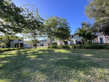 3 Bedroom Townhouse, Duplex