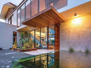 5 Bedroom Villa
