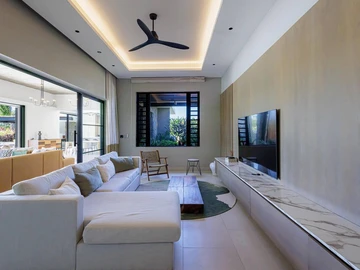 4 Bedroom Villa