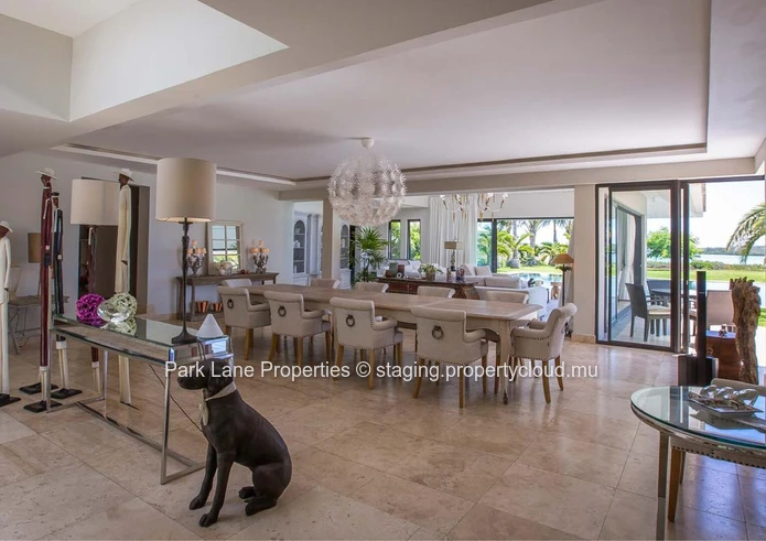 Luxury 6-Bedroom Villa for Sale at Anahita.