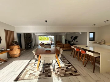 3 Bedroom Villa