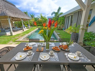 4 Bedroom Villa