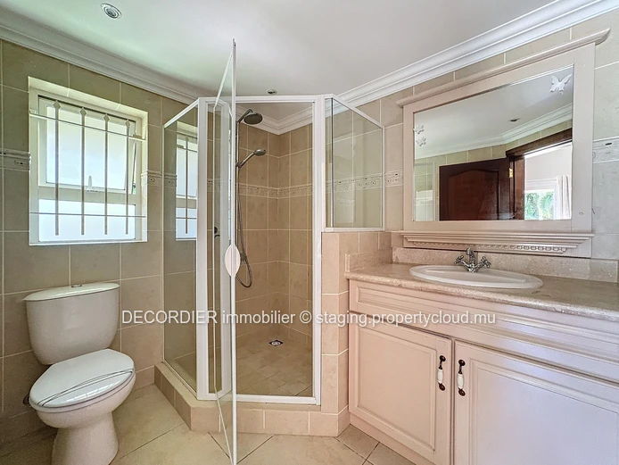 Magnificent two-storey villa located in a residence - Accessible to foreigners