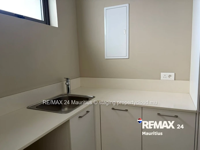 Luxurious Penthouse at Pointe Aux Cannonier