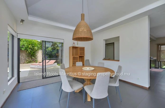 À Vendre : Élégante villa de 3 chambres et un bureau à Grand Baie