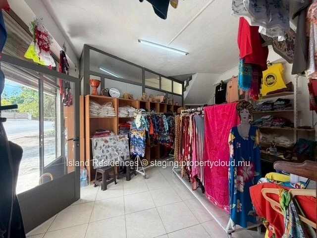 Commercial space on the coastal road in the heart of Grand Baie