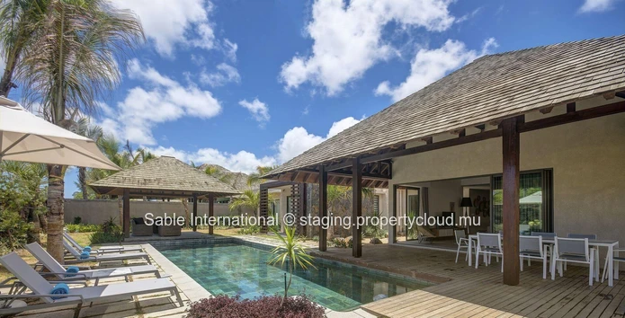 Luxurious Villa PDS in Grand Gaube with Private Pool & Stunning Views! 354m², Fully Furnished, Close to Amenities