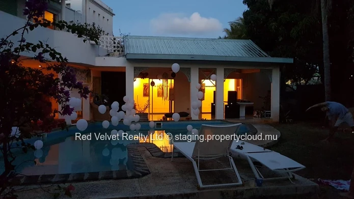 4-Bedroom Villa for Sale – 886m² Land | 350m² Build – Prime Location, Pereybere  | Rs (Negotiable)
