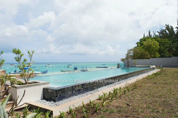 Trou aux Biches - Luxury 3 bedroom apartment with sea view