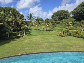 5 Bedroom Villa