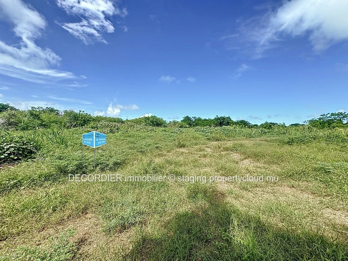 Residential land in Grand Gaube, ready to build!
