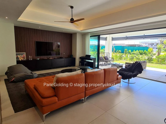 Luxurious 3-Bedroom Ground Floor Apartment in Mont Choisy Golf and Beach Estate - Your Dream Home Awaits! (Sole Mandate)