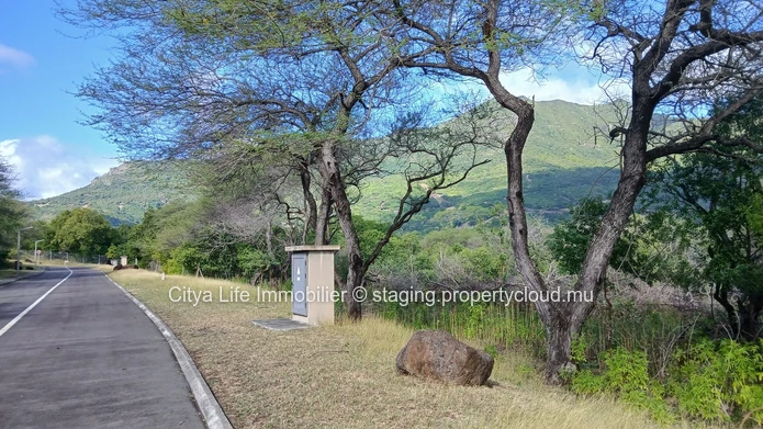 Prime Land in Tamarin Area with Mountain Views - Build Your Dream Home 