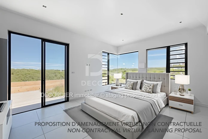 Contemporary Single-Storey Villa with Swimming Pool