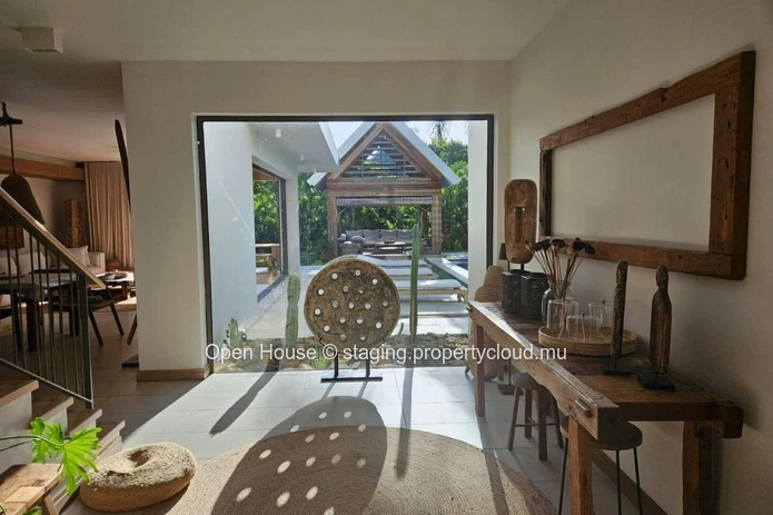 Villa de luxe Mon Choisy, Golf, 4 chambres avec salle de bains, piscine, salle de fitness, SPA, tennis, Padel. Dispon...