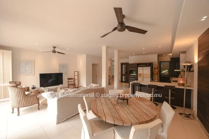 Elegance and Prestige: Exceptional Duplex with Panoramic View in West Mauritius