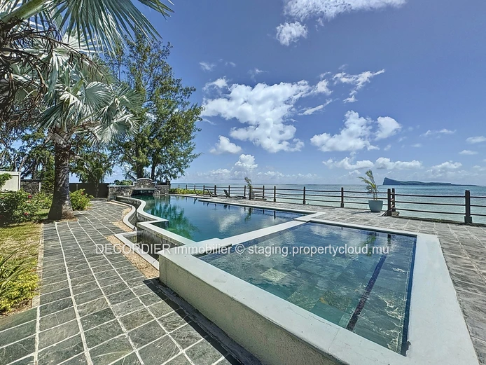 Rare duplex in Pereybere!