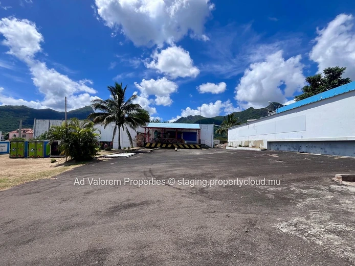 Commercial Land with Industrial Buildings for Sale – Pailles